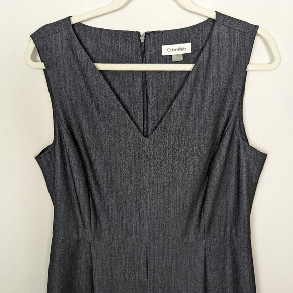 Calvin Klein sz 10 V Neck Sleeveless Wide Leg Jumpsuit One-Piece Career Modern - Picture 4 of 10